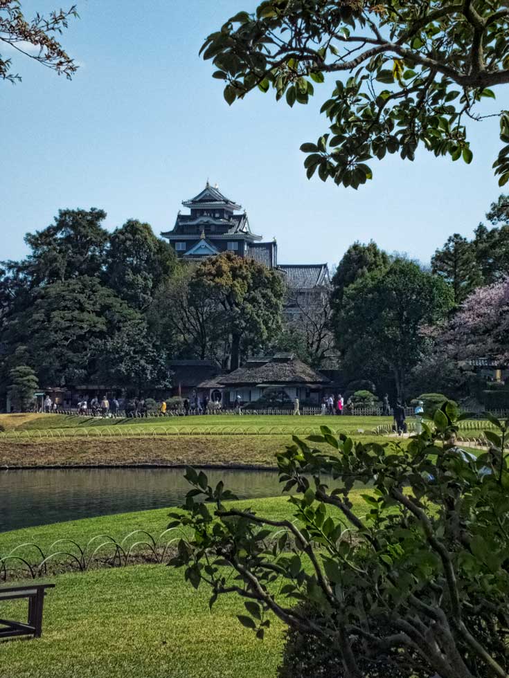 Take a look at some of Japans top gardens - Korakuen in Okayama