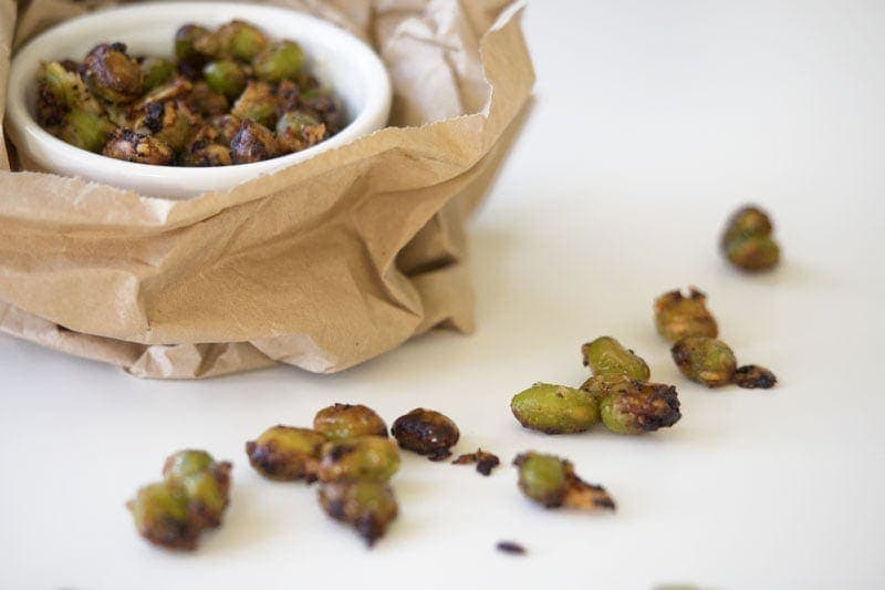 Spicy roasted edamame