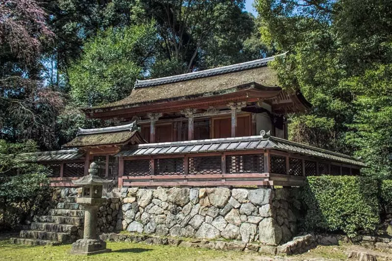 A tutelory shrine at Daigoji temple