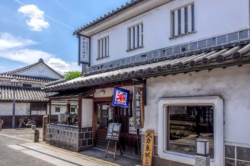 A pottery shop and cafe in a heritage building in main street of Kurashiki Bikan