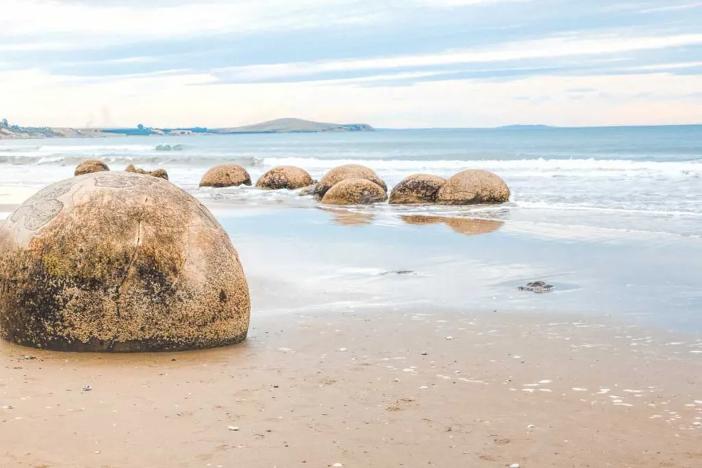 Moeraki boulders at Koekohe Beach
