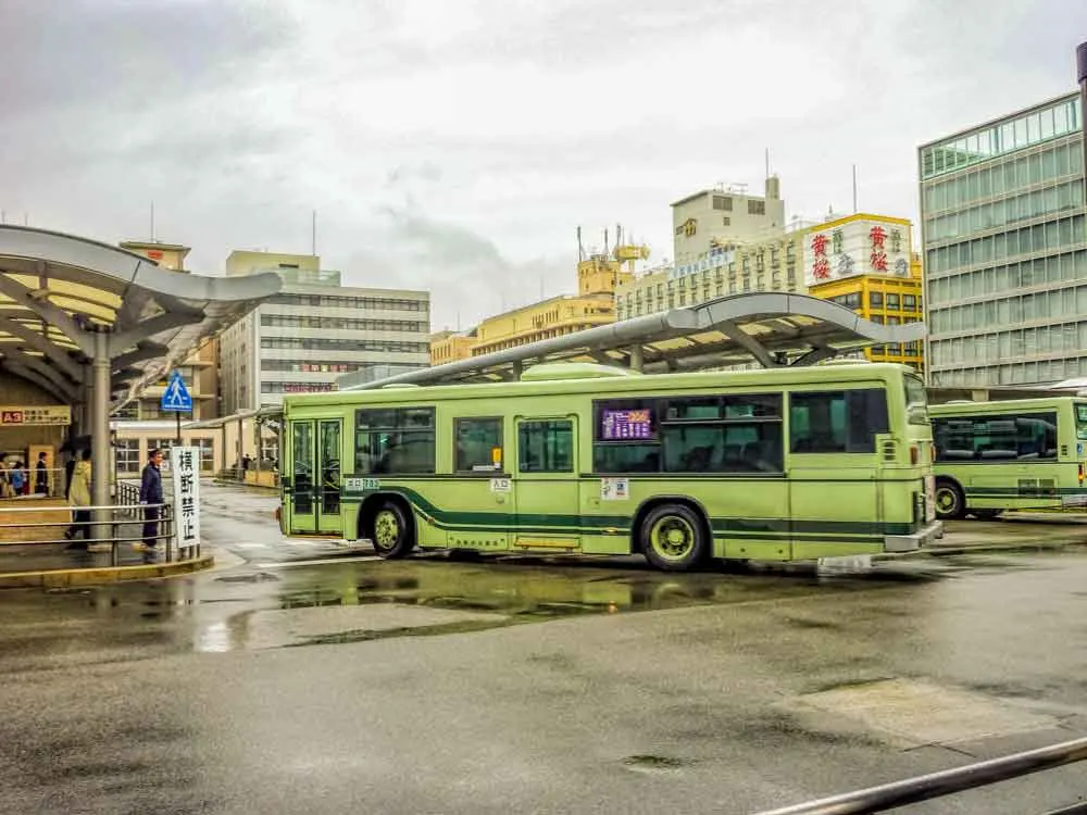 Raku bus at Kyoto Station