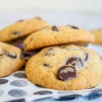 Buttery and short chocolate chip cookies