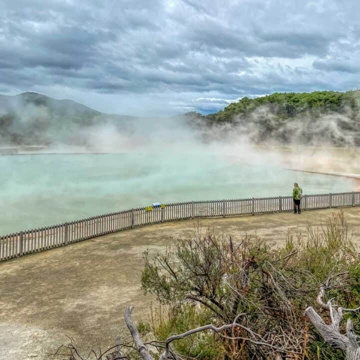 Wai-o-tapu thermal area in Rotorua