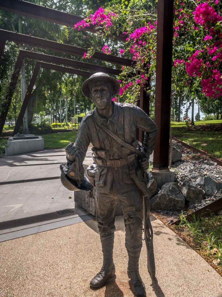 Statue de bronze soldat WW1 Maryborough